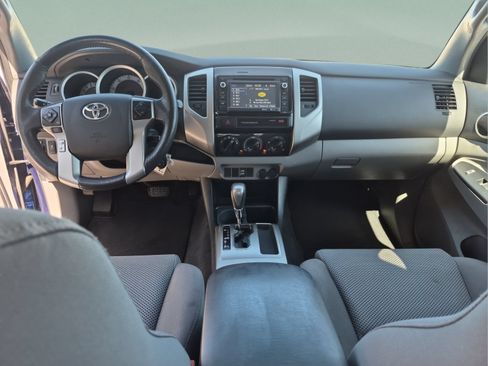 Used 2015 Toyota Tacoma PreRunner RWD image 27