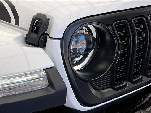 New 2026 Jeep Gladiator Rubicon AWD/4WD image 14