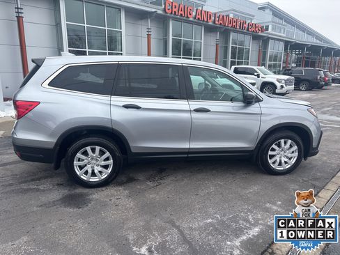Used 2019 Honda Pilot LX image 1