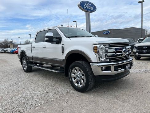 Used 2019 Ford F350 Lariat w/ Chrome Package image 1