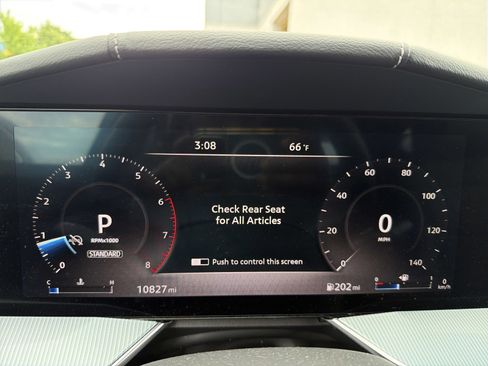 Used 2025 Nissan Murano Platinum w/ Cargo Package AWD/4WD image 12