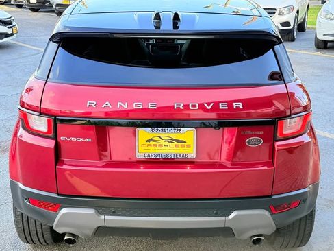 Used 2017 Land Rover Range Rover Evoque SE AWD/4WD image 3