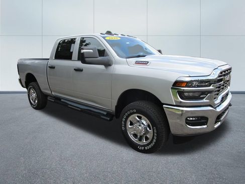 New 2026 RAM 2500 Tradesman w/ Chrome Appearance Group AWD/4WD image 6