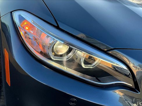 Used 2016 BMW M235i Coupe image 28