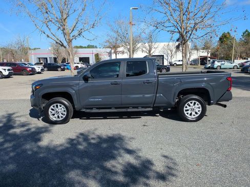 Certified 2024 Toyota Tacoma SR5 image 8