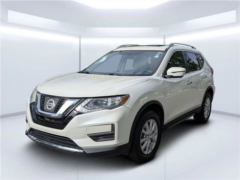 Used 2017 Nissan Rogue SV w/ Sun & Sound Touring Package AWD/4WD image 7