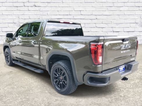 Used 2024 GMC Sierra 1500 Elevation w/ LPO, Elevation Black Package RWD image 2