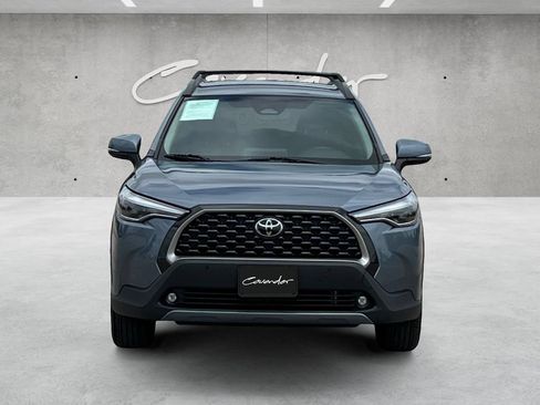 Used 2024 Toyota Corolla Cross XLE FWD image 18