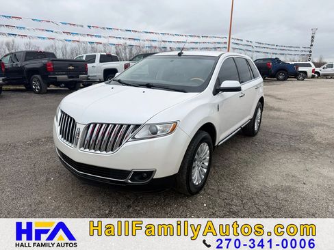 Used 2013 Lincoln MKX Sport Utility 4D w/ Wood Pkg image 1