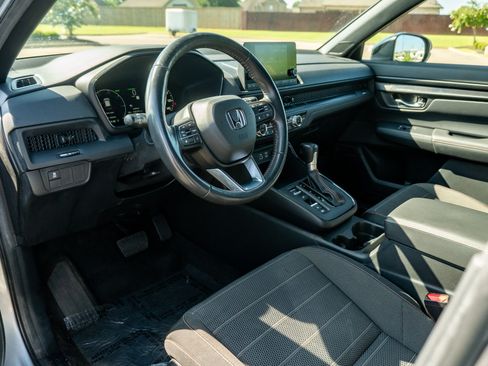 Used 2024 Honda CR-V Sport image 11
