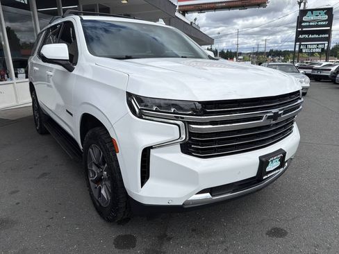 Used 2023 Chevrolet Tahoe LT w/ LT Signature Package AWD/4WD image 11
