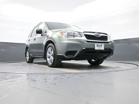 Used 2015 Subaru Forester 2.5i Premium w/ All-Weather Package image 27