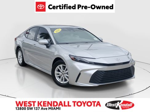 Certified 2025 Toyota Camry LE w/ Convenience Package FWD image 1