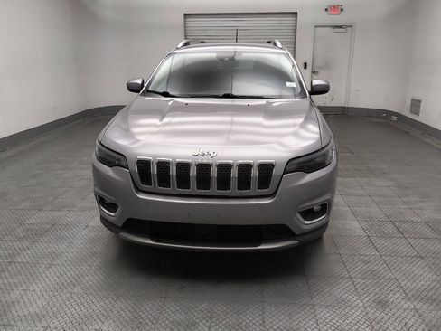Used 2019 Jeep Cherokee Limited w/ Luxury Group FWD image 15