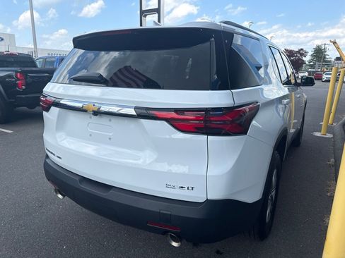 Used 2023 Chevrolet Traverse LT w/ LPO, Floor Liner Package AWD/4WD image 6