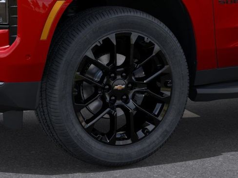 New 2026 Chevrolet Suburban Premier AWD/4WD image 9