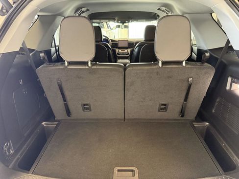 Used 2020 Ford Explorer XLT w/ Equipment Group 202A image 37
