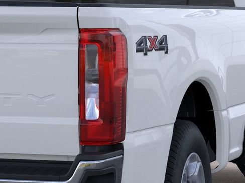 New 2026 Ford F350 XLT AWD/4WD image 21