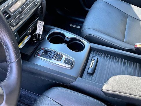 Used 2023 Honda Passport EX-L image 16