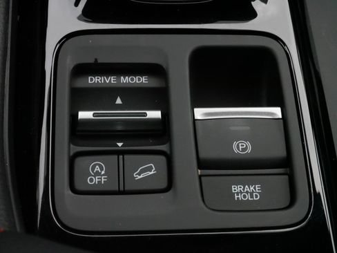 Certified 2025 Honda Pilot TrailSport image 25