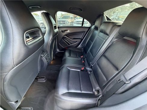 Used 2018 Mercedes-Benz CLA 250 image 22