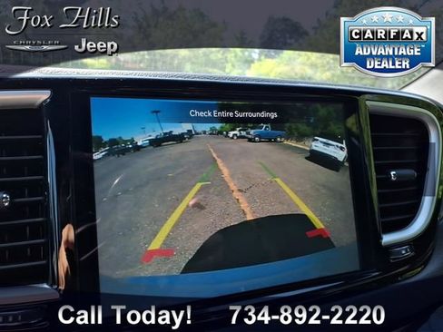 Used 2026 Chrysler Pacifica Select FWD image 22