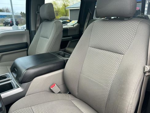 Used 2016 Ford F150 XLT w/ Equipment Group 302A Luxury image 19