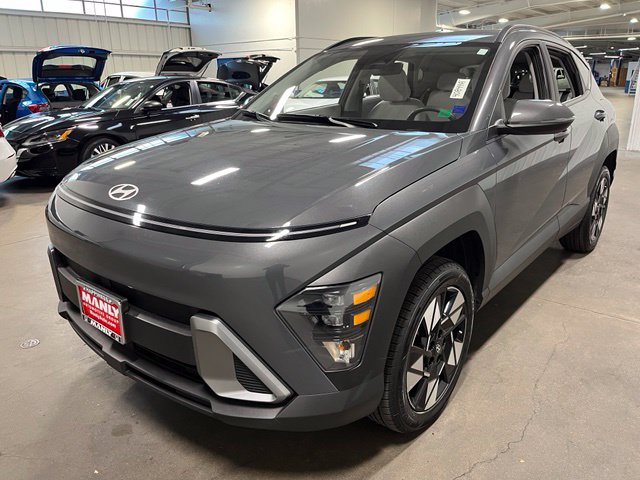 Used 2025 Hyundai Kona SEL AWD/4WD image 7