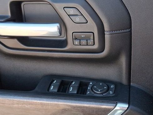 Used 2022 Chevrolet Silverado 3500 LTZ w/ LTZ Plus Package AWD/4WD image 22