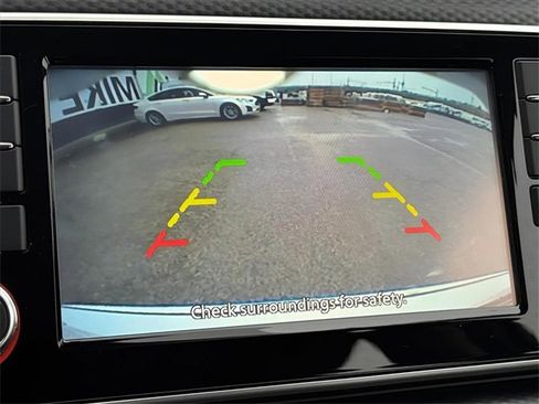 Used 2022 Nissan Kicks S image 18