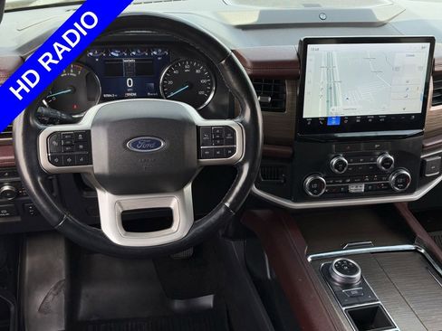 Used 2022 Ford Expedition Limited RWD image 14