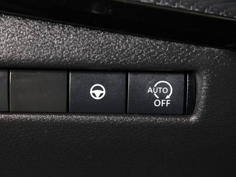 Certified 2026 Nissan Kicks SR FWD image 24