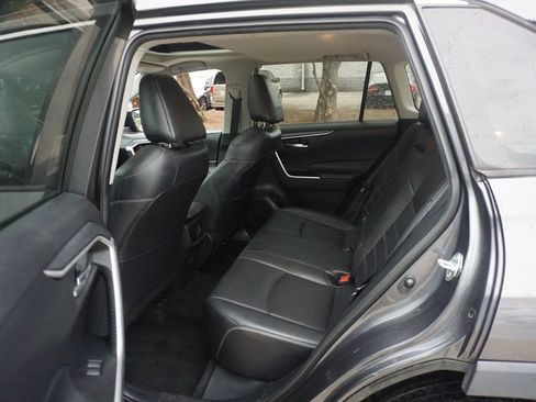 Used 2021 Toyota RAV4 XLE Premium FWD image 13