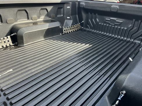 Used 2019 Chevrolet Silverado 1500 LT w/ All-Star Edition image 4