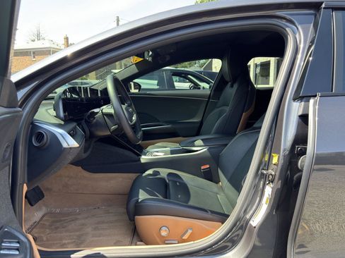 Used 2025 Lucid Air Touring AWD/4WD image 21