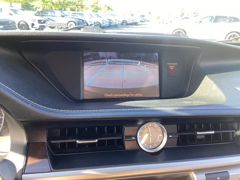 Used 2014 Lexus ES 350 w/ Luxury Package FWD image 23