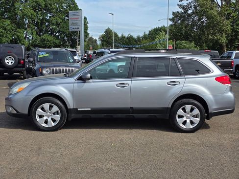 Used 2011 Subaru Outback 2.5i Limited AWD/4WD image 33