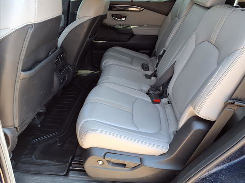 Used 2024 Honda Pilot EX-L image 19