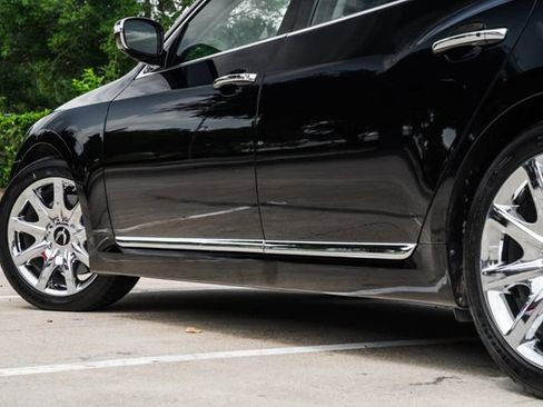 Used 2012 Hyundai Equus Signature RWD image 26