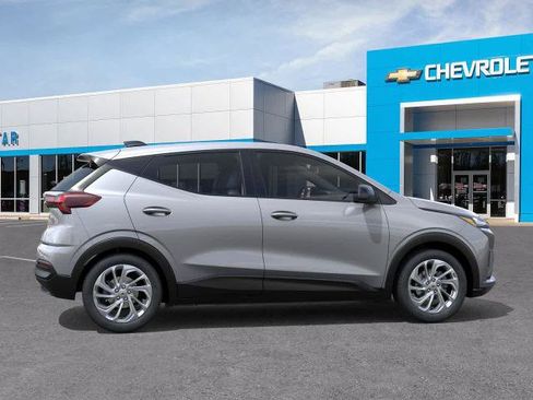 New 2027 Chevrolet Bolt LT FWD image 5
