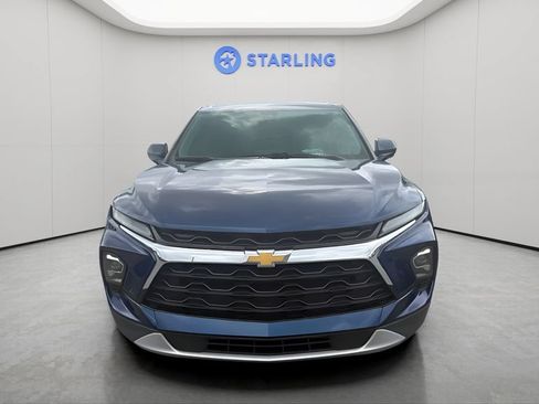Used 2023 Chevrolet Blazer LT FWD image 3