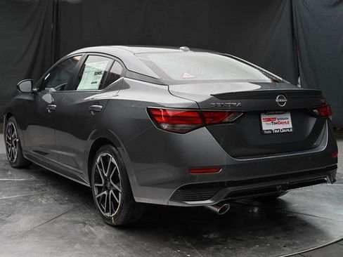 New 2025 Nissan Sentra SR image 10
