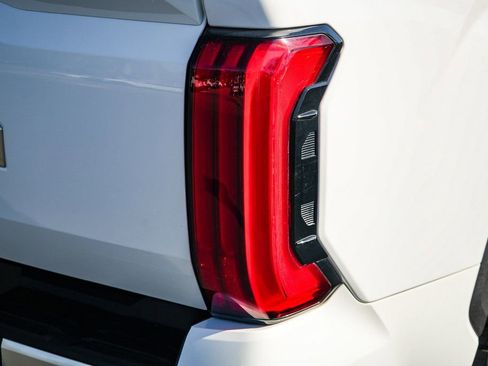 Used 2023 Toyota Tundra Limited w/ Power Package AWD/4WD image 7