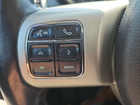 Used 2011 Jeep Grand Cherokee Laredo AWD/4WD image 33