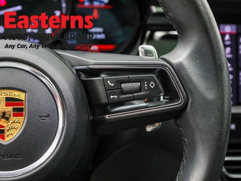 Used 2023 Porsche Macan T w/ Premium Package Plus image 16