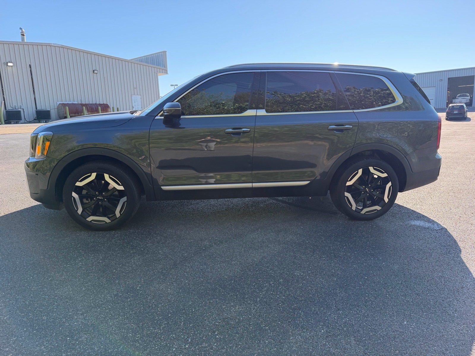 Used 2024 Kia Telluride S w/ S Sunroof Package AWD/4WD image 8