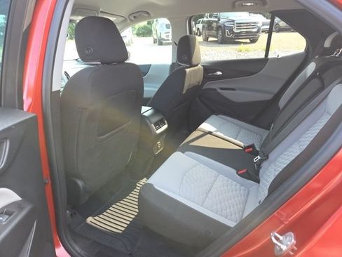 Used 2020 Chevrolet Equinox LS w/ LS Convenience Package AWD/4WD image 42
