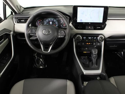 Used 2025 Toyota RAV4 XLE Premium w/ Weather Package FWD image 7