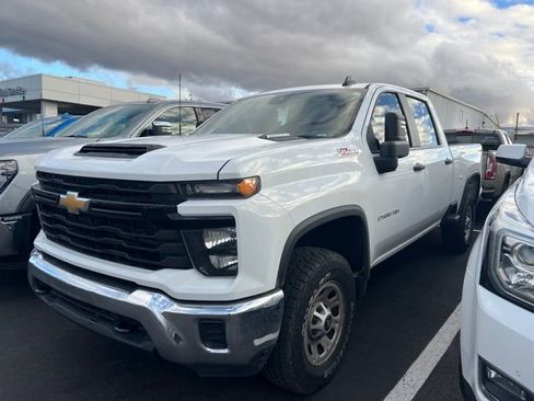 Used 2024 Chevrolet Silverado 2500 W/T w/ WT Convenience Package image 9