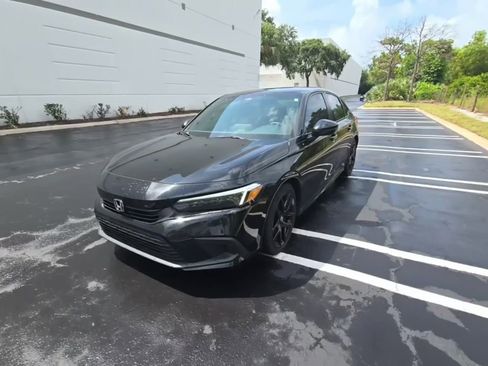 Used 2022 Honda Civic Sport image 1